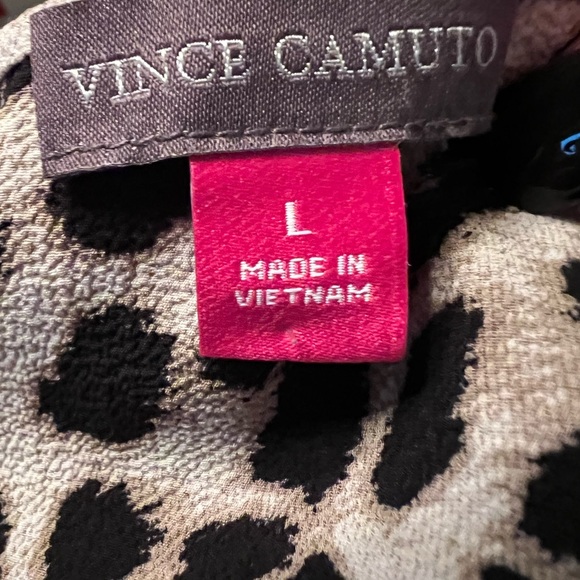 Vince Camuto large - Picture 2 of 4